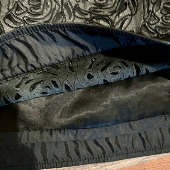 ESCADA Lambskin Floral Laser Leather Skirt - Picture 8 of 8